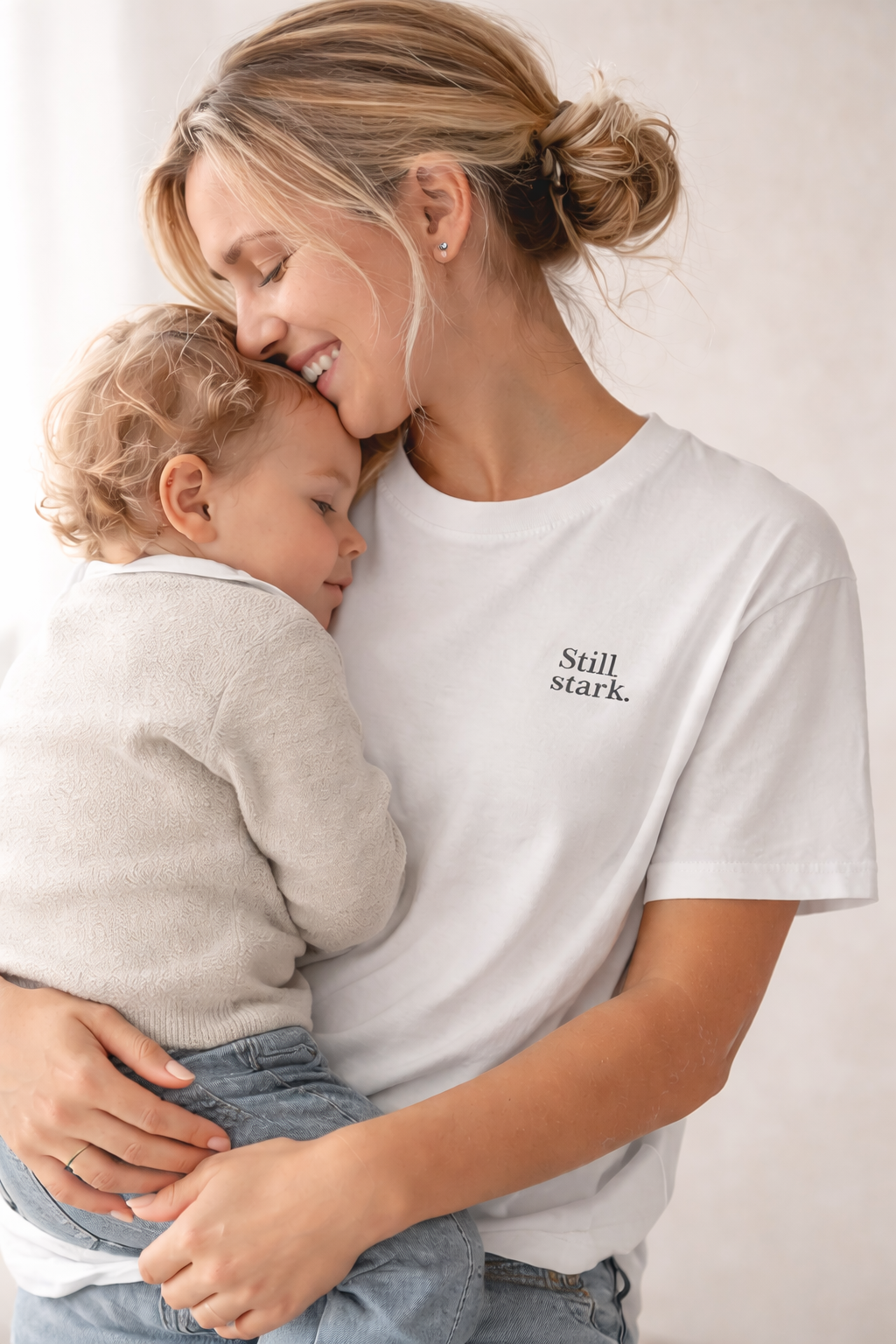 Still Stark. Ehrliches Mama Statement Shirt