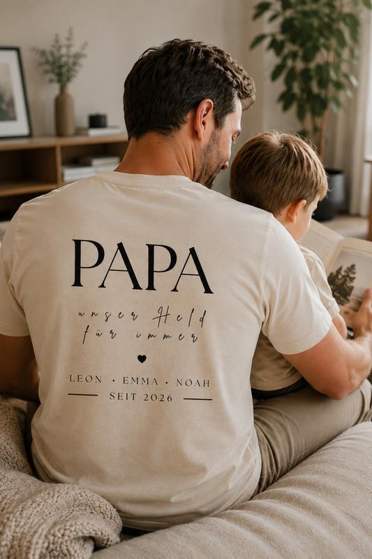 PAPA UNSER HELD -personalisierbar- Herren Premium T-Shirt