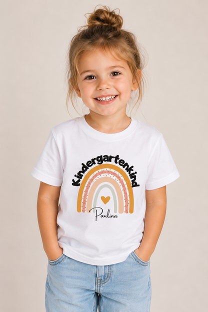 Kindergartenkind -personalisierbar- Kinder T-Shirt