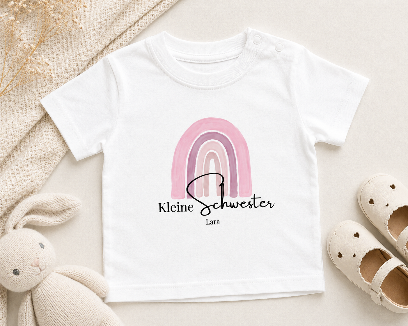 Kleine Schwester -personalisierbar- Baby T-Shirt