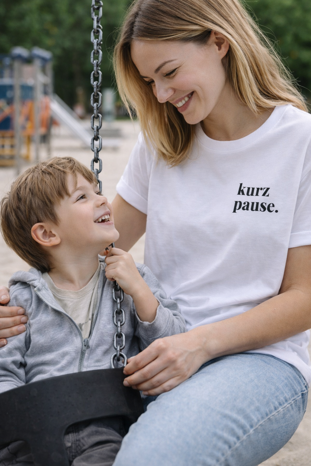 kurz pause. Ehrliches Mama Statement Shirt