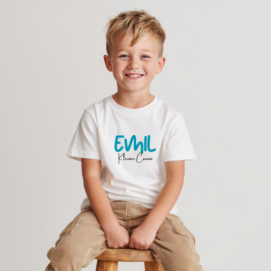 Kleiner Cousin -personalisierbar- Baby T-Shirt