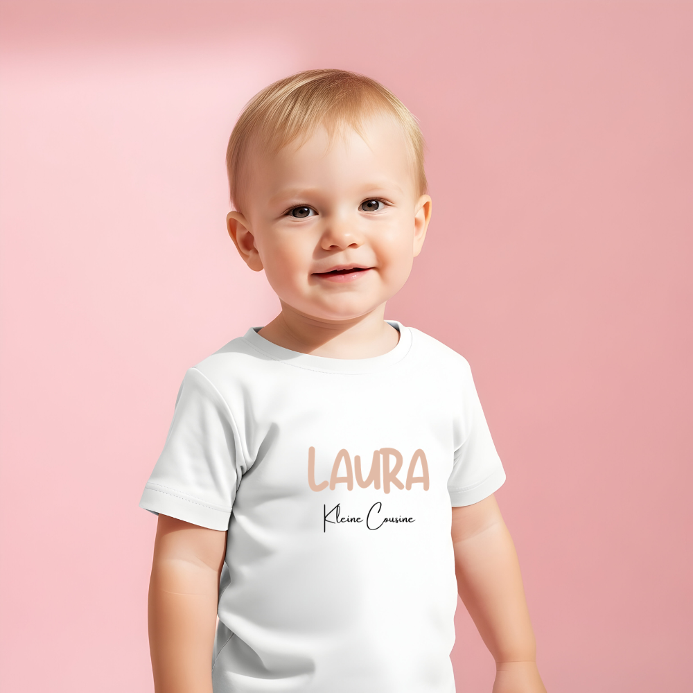 Kleine Cousine -personalisierbar- Baby T-Shirt