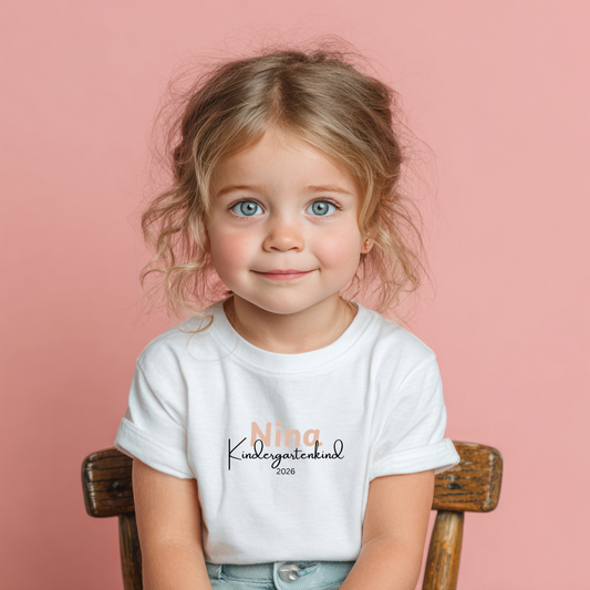 Kindergartenkind -personalisierbar- Kinder T-Shirt