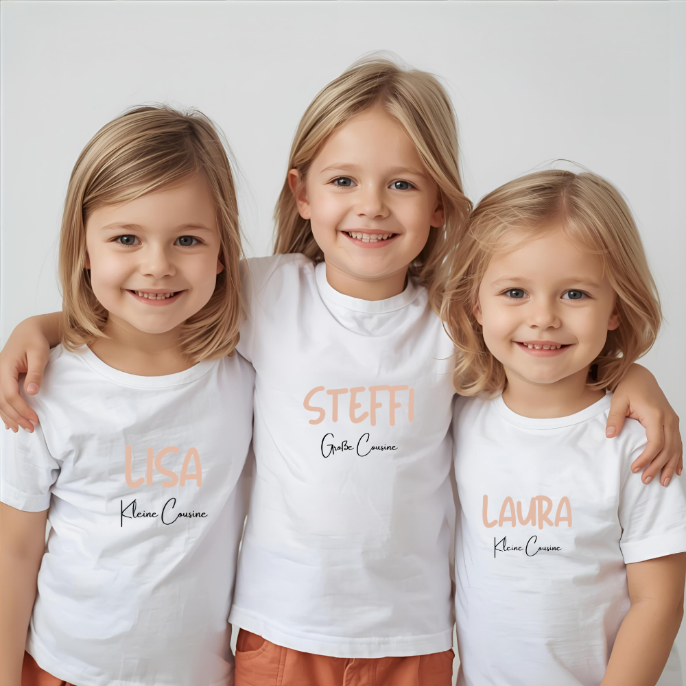 Kleine Cousine -personalisierbar- Baby T-Shirt