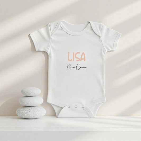 Kleine Cousine - personalisierbar- Baby Body