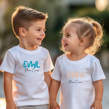 Kleiner Cousin -personalisierbar- Baby T-Shirt